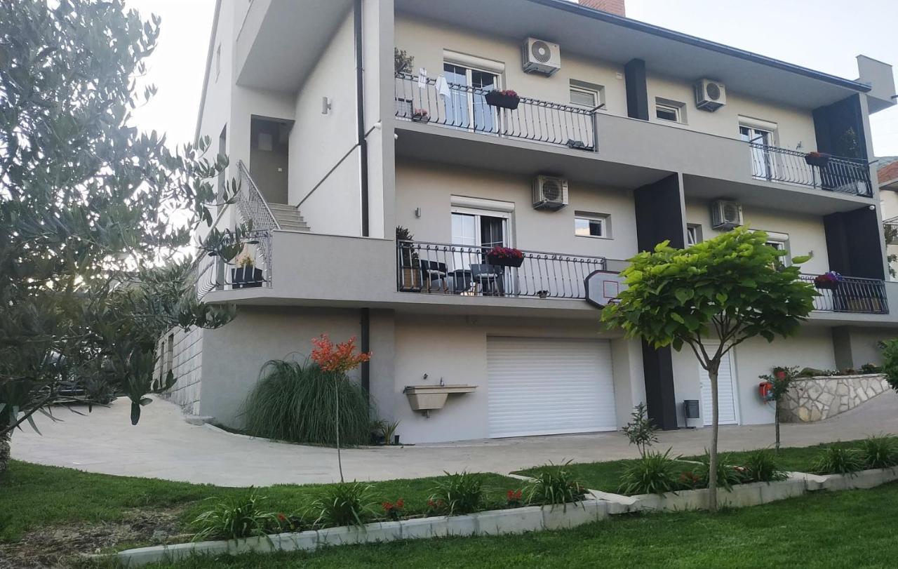 Avisi Home Trebin Dış mekan fotoğraf