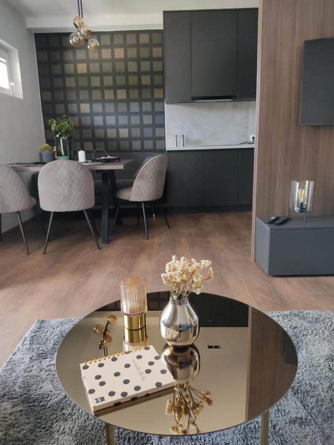 Avisi Home Trebin Dış mekan fotoğraf